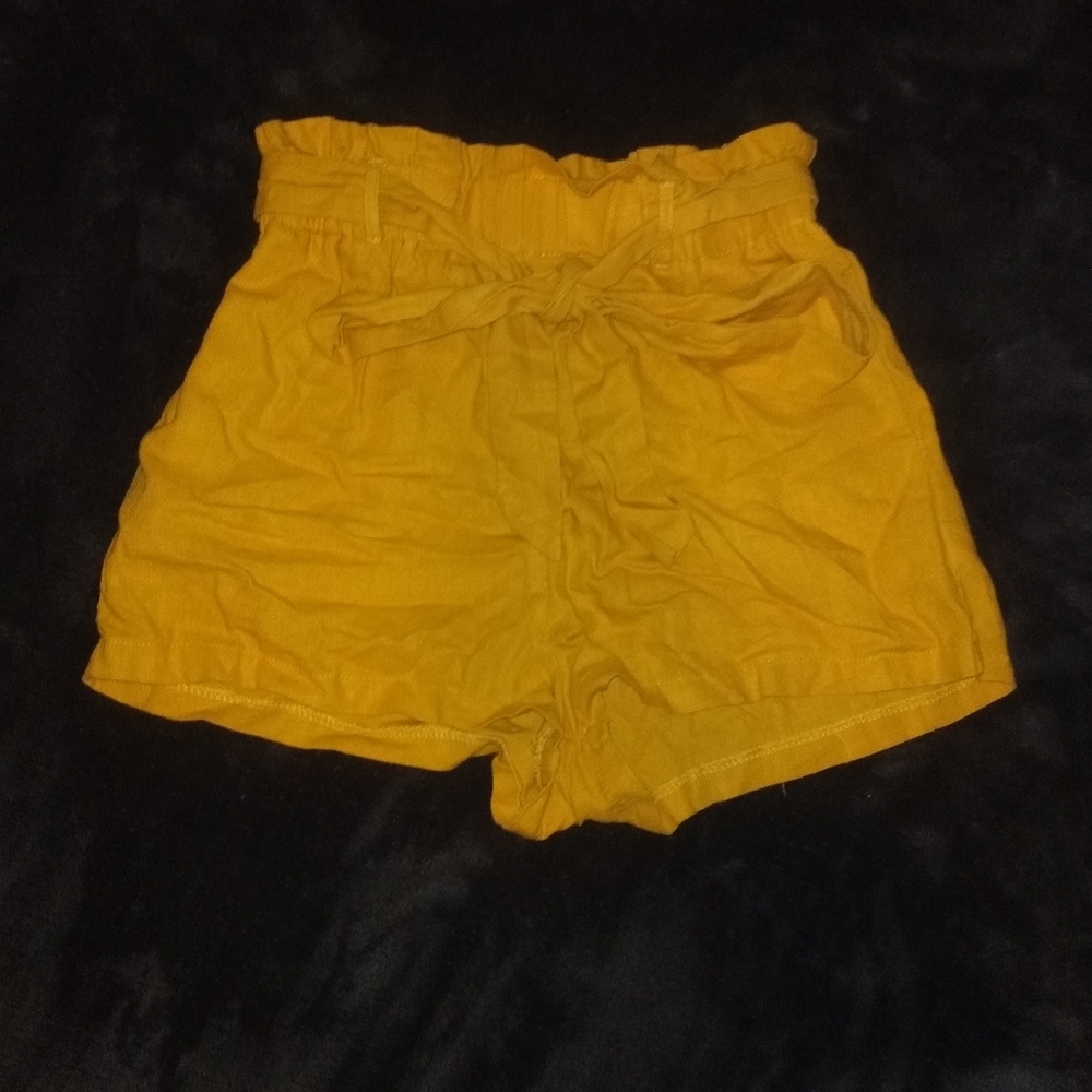 yellow flowy shorts